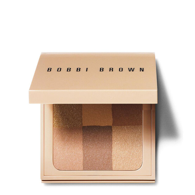 Bobbi Brown Nude Finish Illuminating Powder image number 4